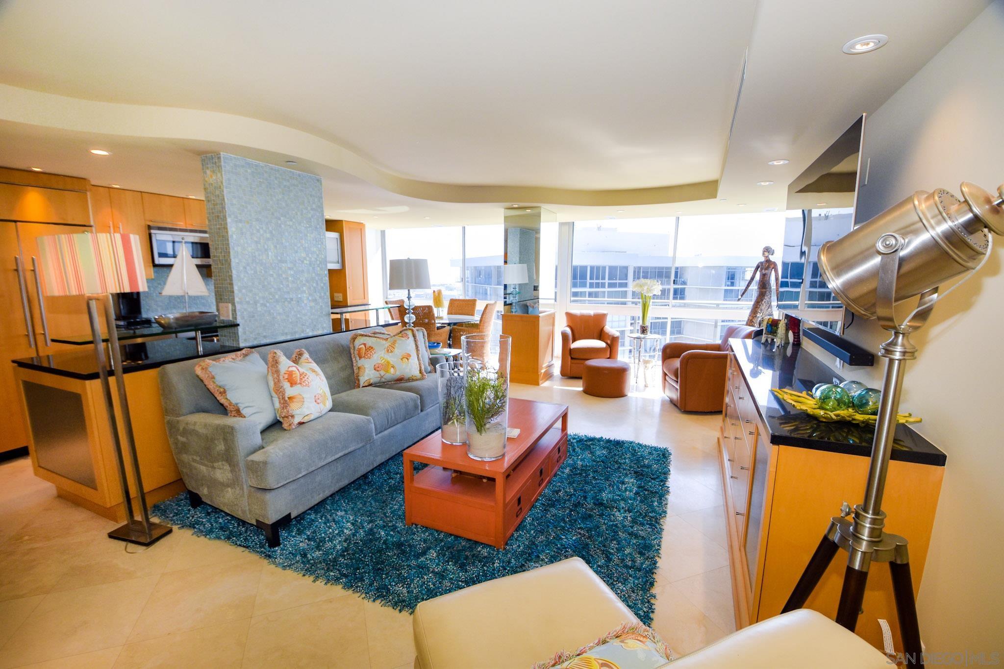 1810 Avenida Del Mundo 1609