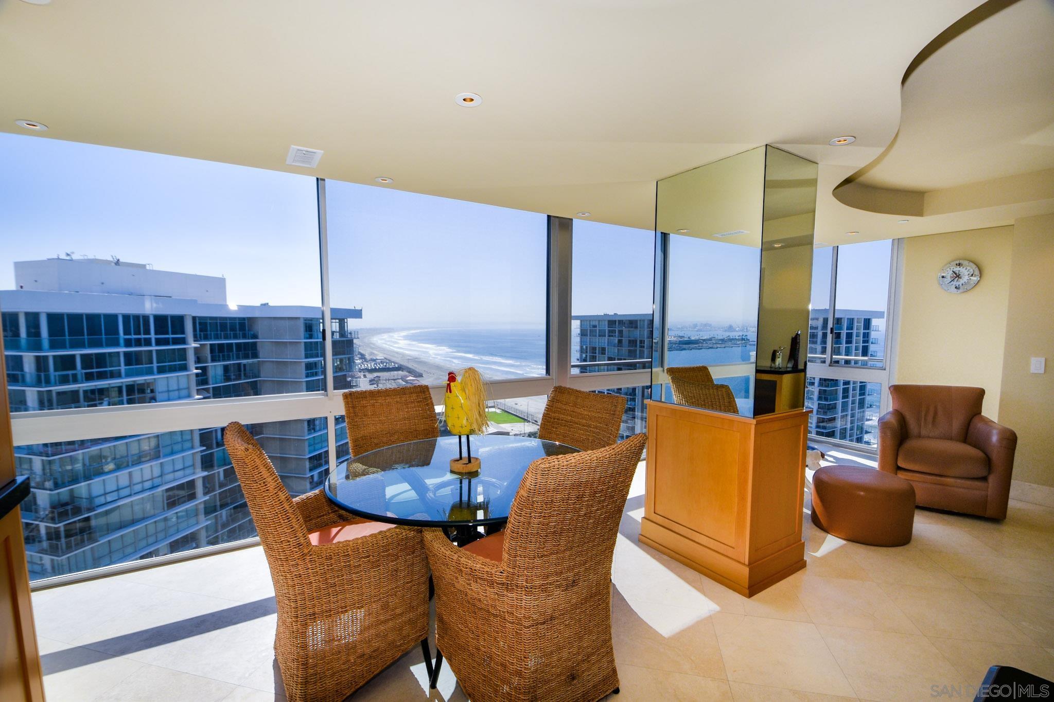 1810 Avenida Del Mundo 1609