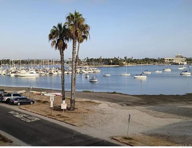 3500 Bayside Walk