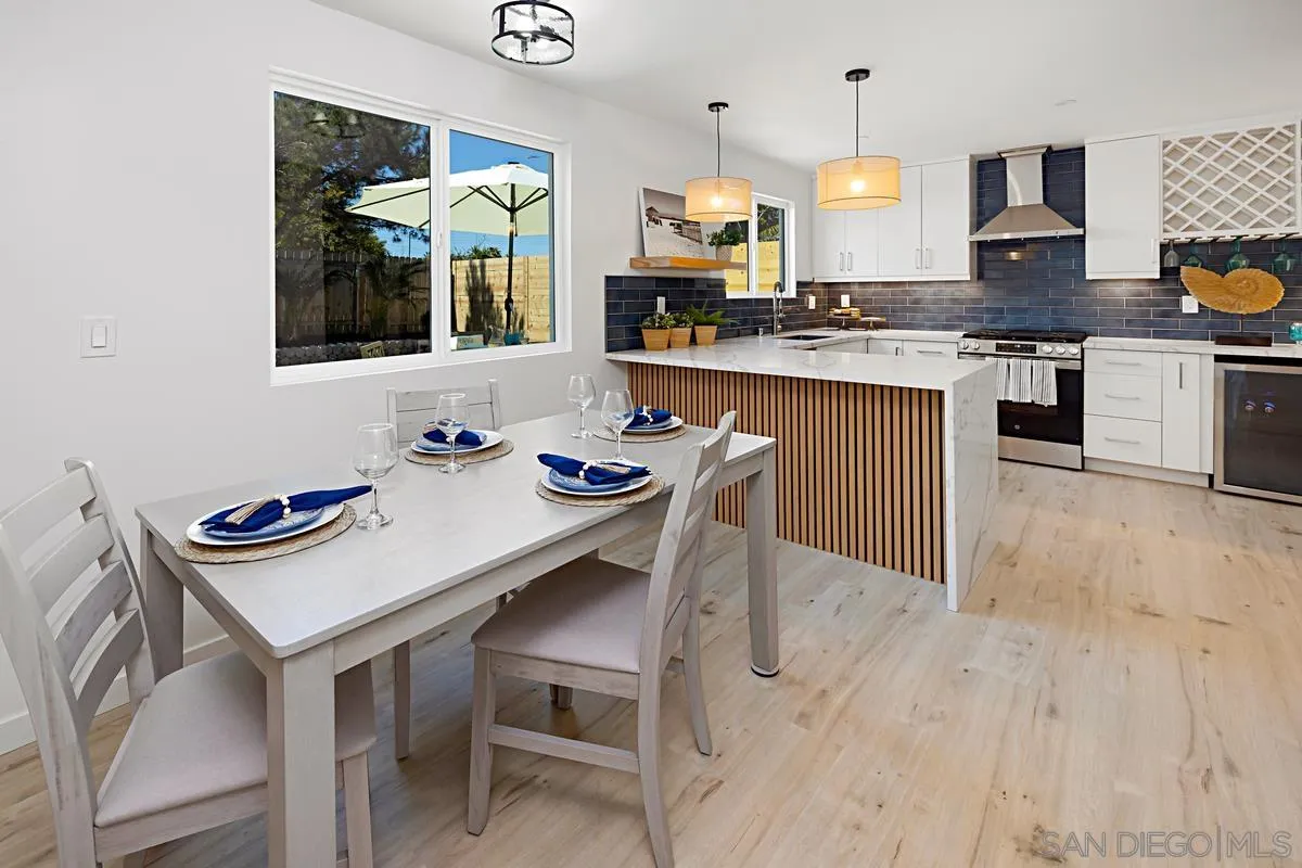 San Diego, California 92117, United States, 4 Bedrooms Bedrooms, ,2 BathroomsBathrooms,Residential,Active,106223