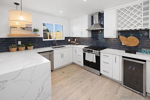 4822  Kesling Court San Diego CA 92117