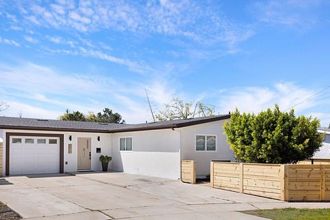 4822  Kesling Court San Diego CA 92117