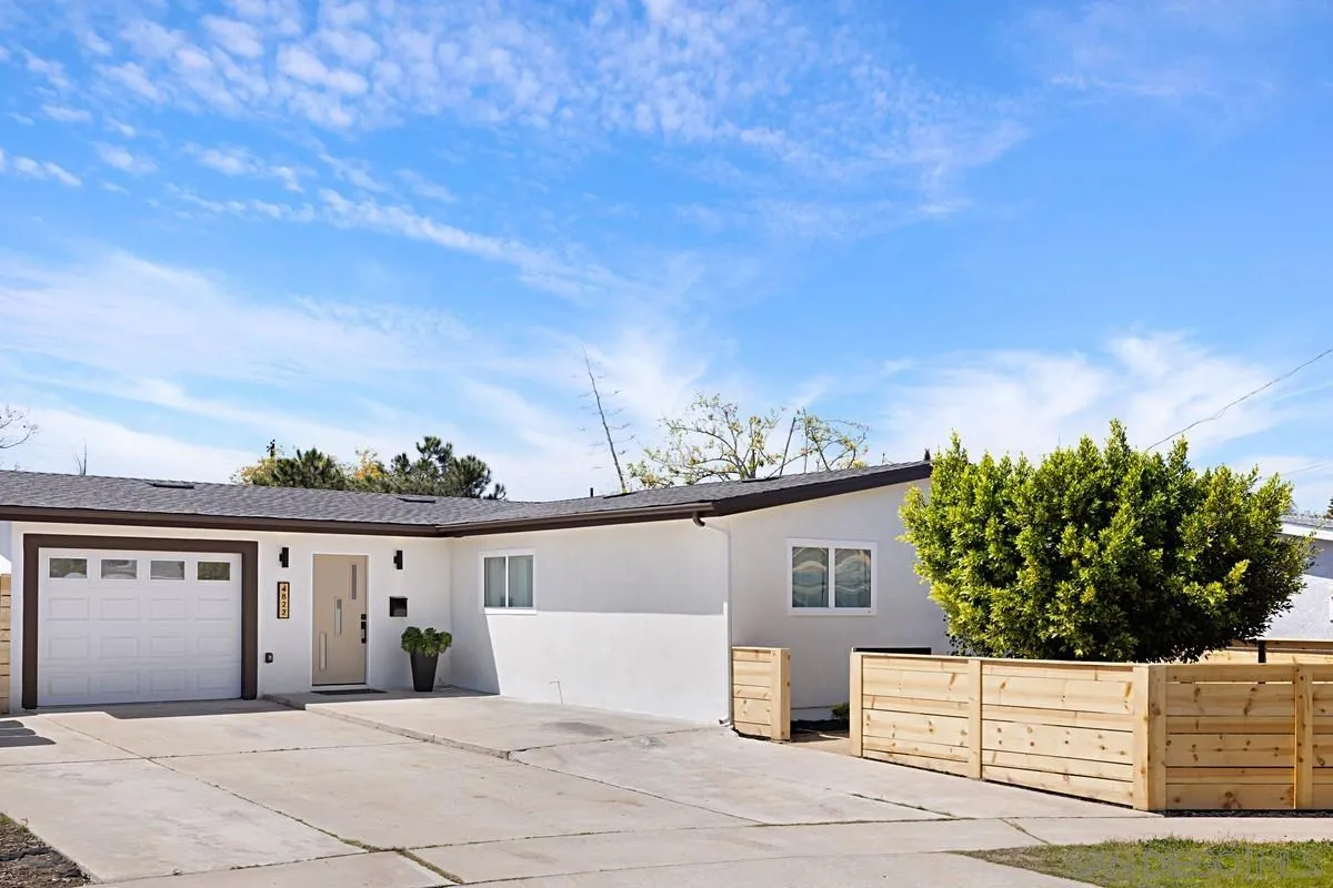 San Diego, California 92117, United States, 4 Bedrooms Bedrooms, ,2 BathroomsBathrooms,Residential,Active,106223