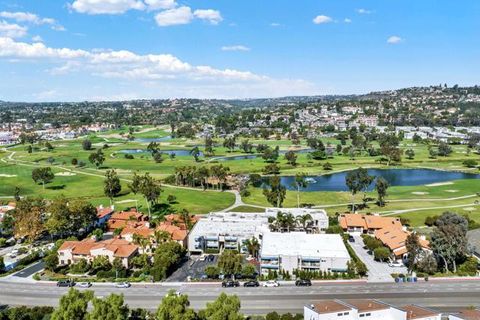 2348 La costa Avenue Carlsbad CA 92009