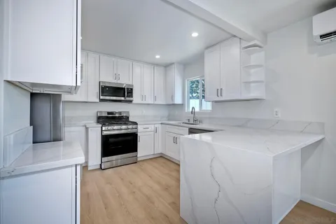 MLS: 250017676