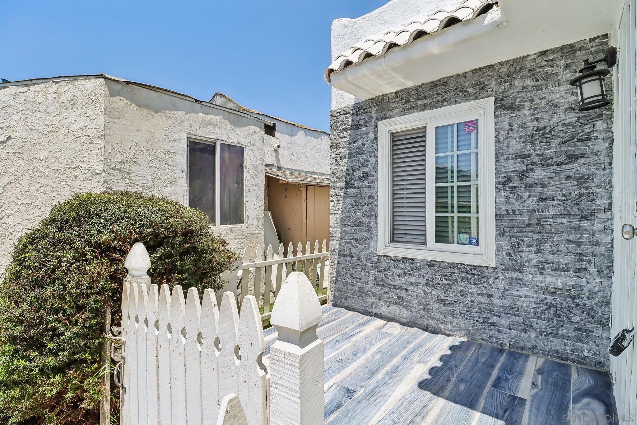 529 Olivewood Ter