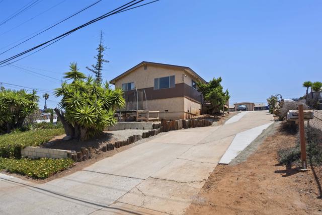 2243 S Lanoitan