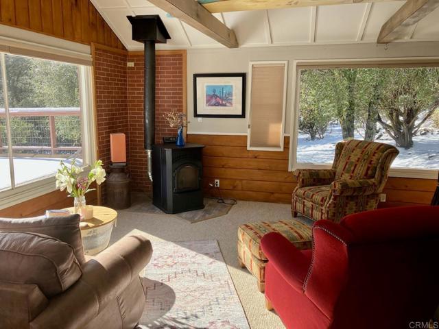 8 Pine Creek Rd