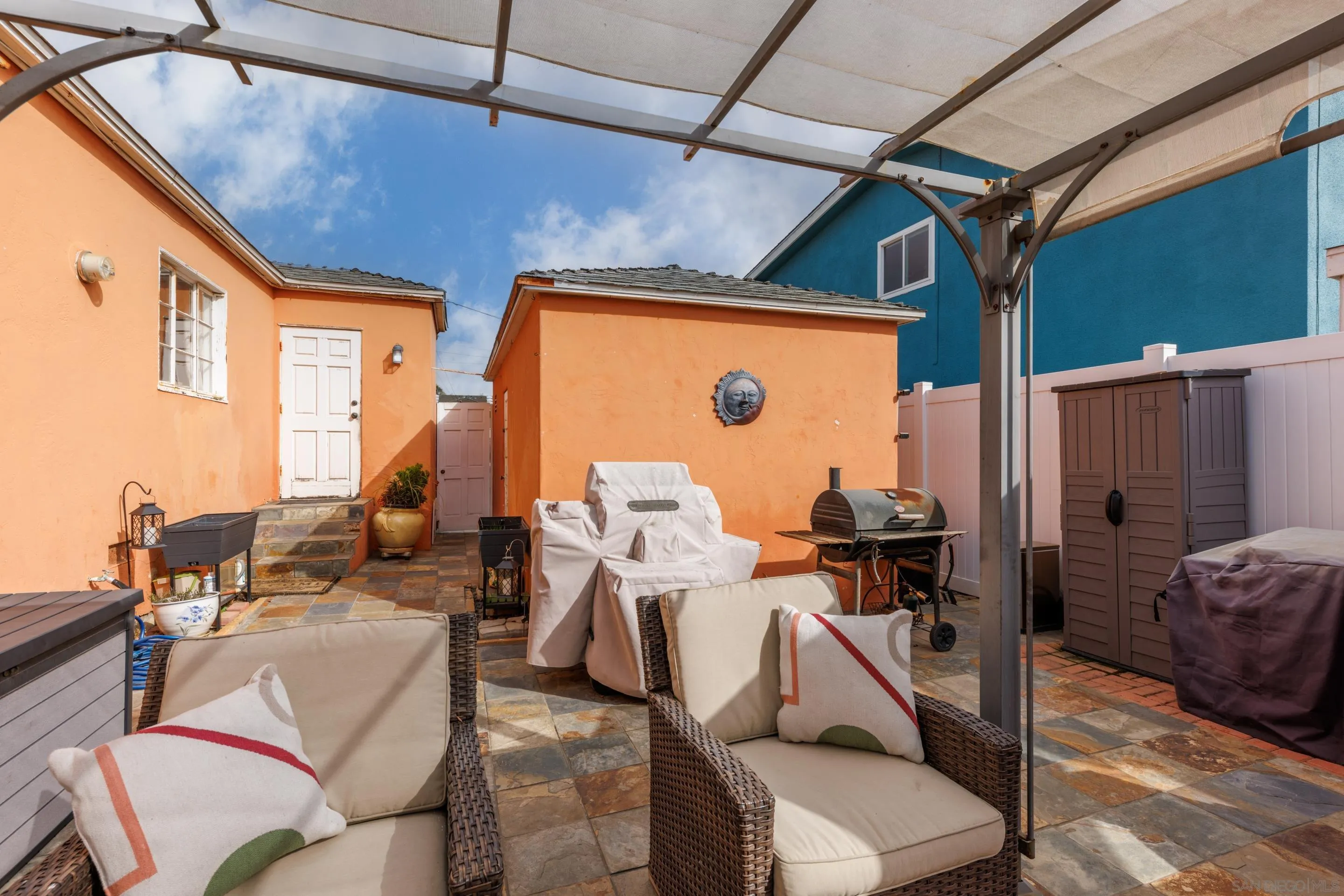 San Diego, California 92109, United States, 2 Bedrooms Bedrooms, ,1 BathroomBathrooms,Residential,Pending,5009