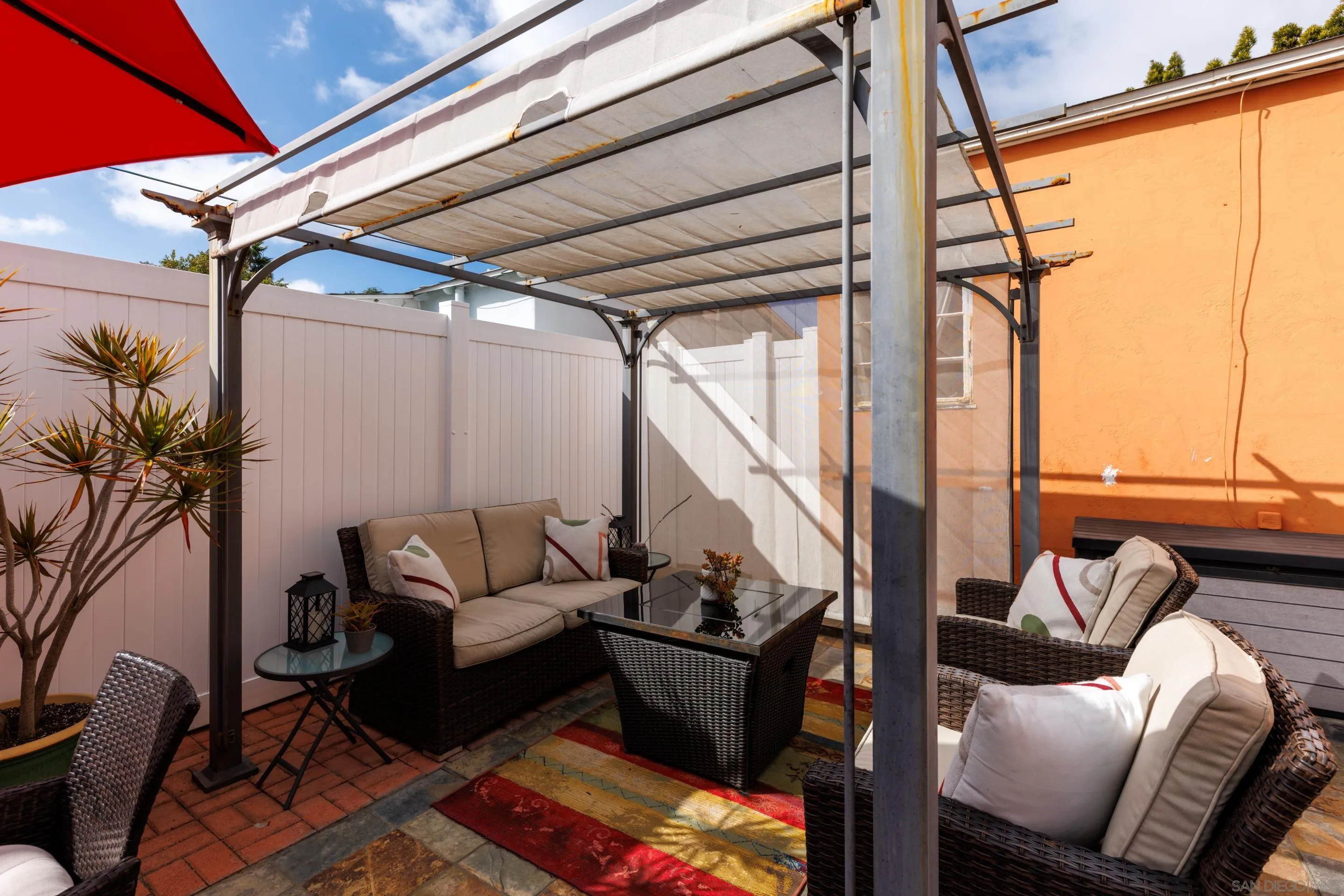 San Diego, California 92109, United States, 2 Bedrooms Bedrooms, ,1 BathroomBathrooms,Residential,Pending,5009