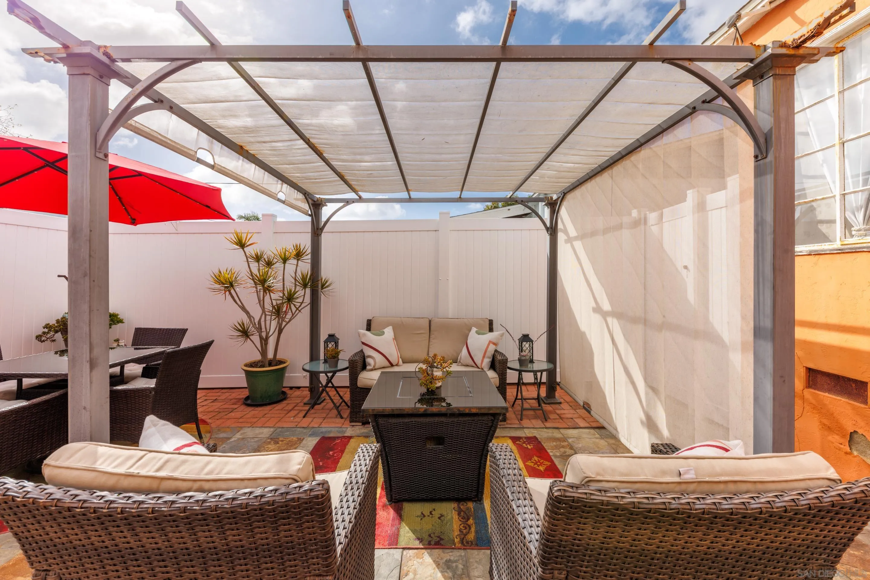 San Diego, California 92109, United States, 2 Bedrooms Bedrooms, ,1 BathroomBathrooms,Residential,Pending,5009