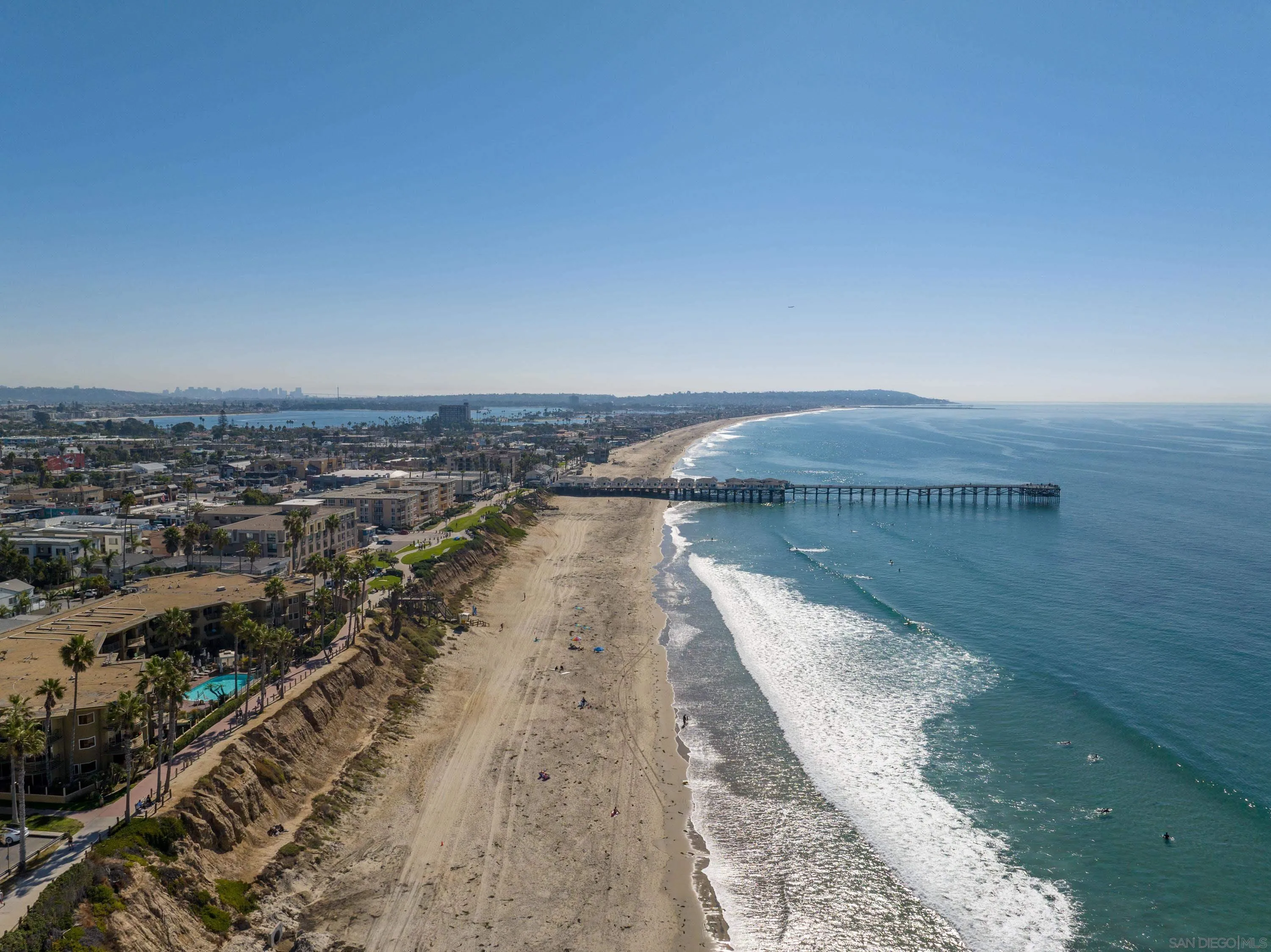 San Diego, California 92109, United States, 2 Bedrooms Bedrooms, ,1 BathroomBathrooms,Residential,Pending,5009