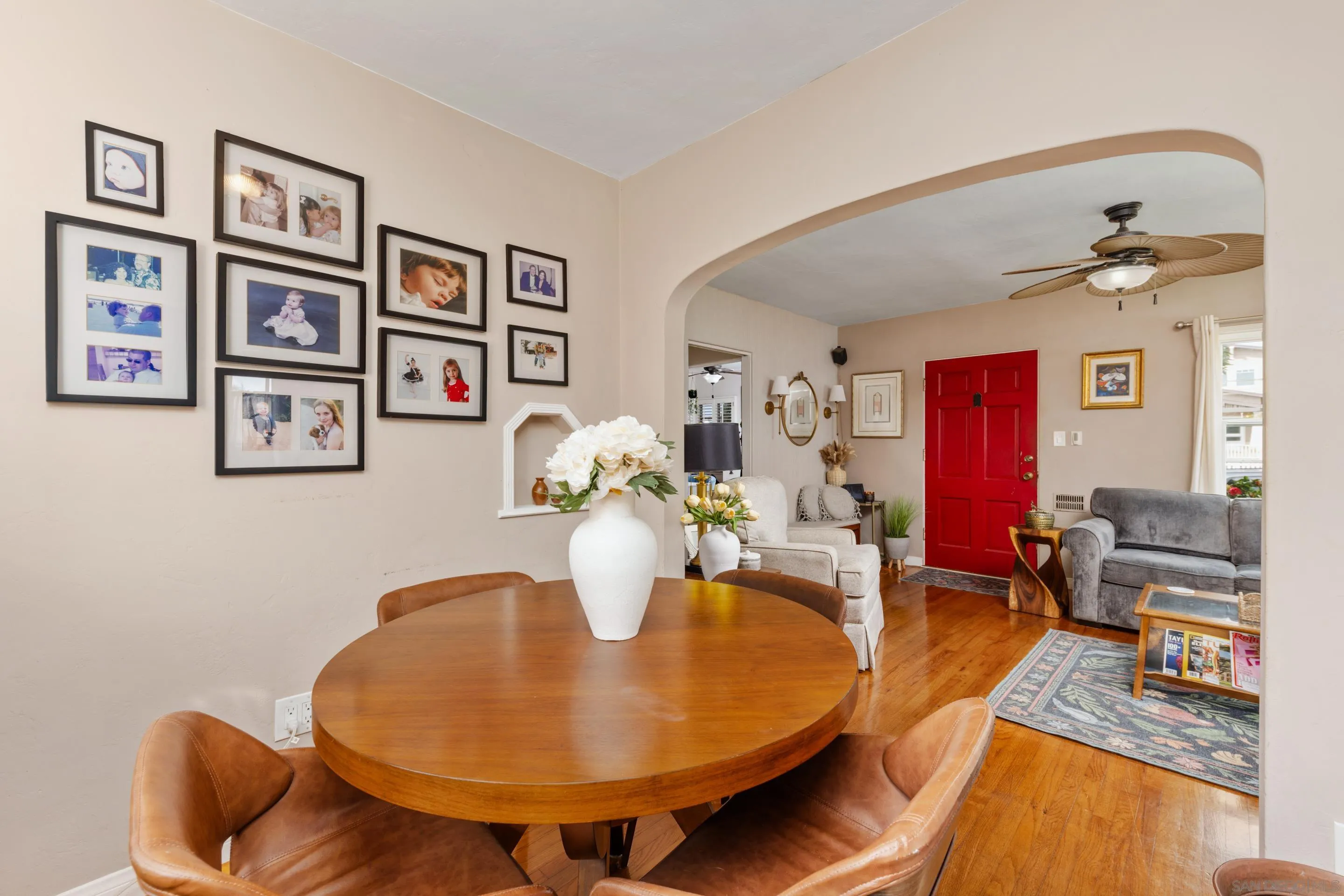 San Diego, California 92109, United States, 2 Bedrooms Bedrooms, ,1 BathroomBathrooms,Residential,Pending,5009