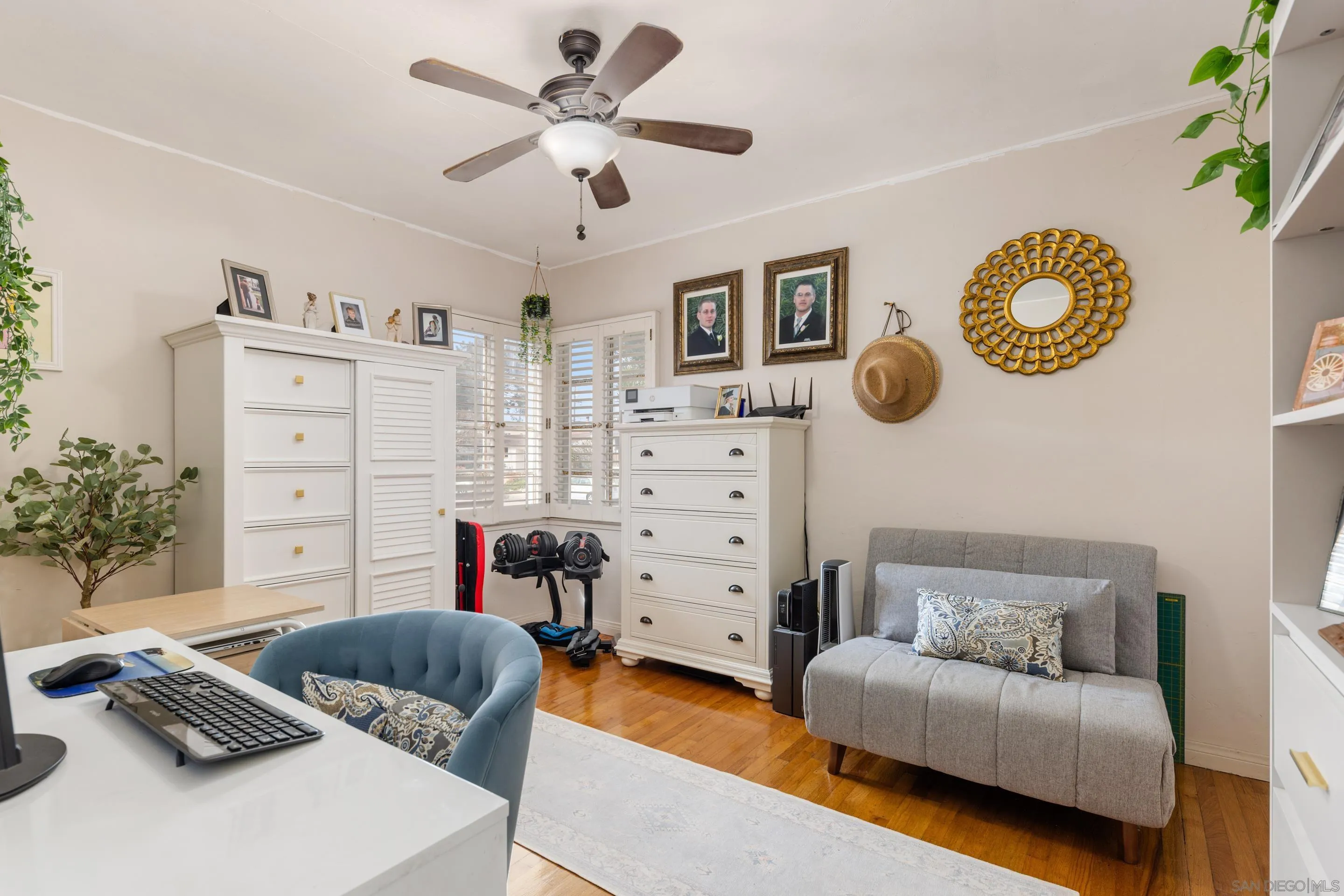 San Diego, California 92109, United States, 2 Bedrooms Bedrooms, ,1 BathroomBathrooms,Residential,Pending,5009