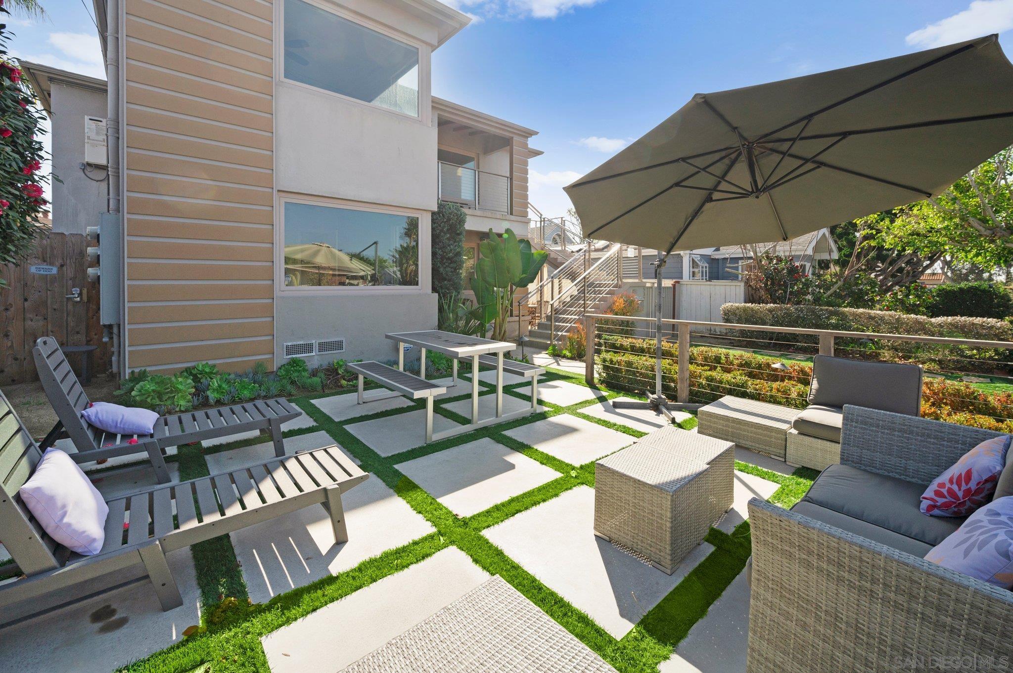 535-537 1/2 Fern Glen 3