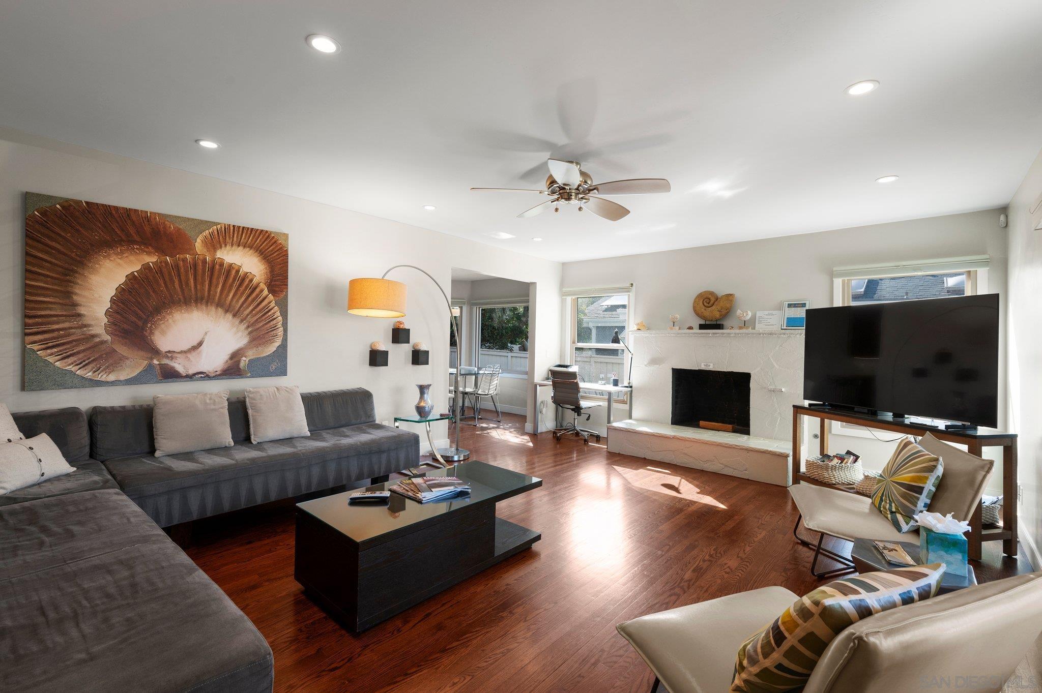 535-537 1/2 Fern Glen 3