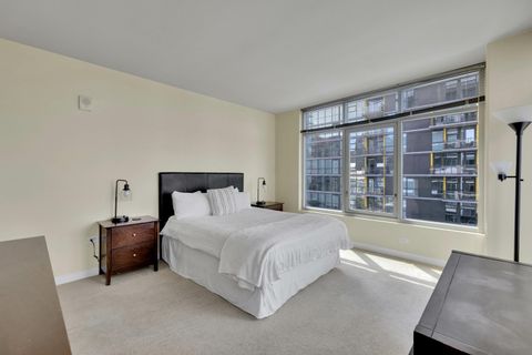 Tiny photo for 425 W Beech St #1205, San Diego, CA 92101 (MLS # 250024310)