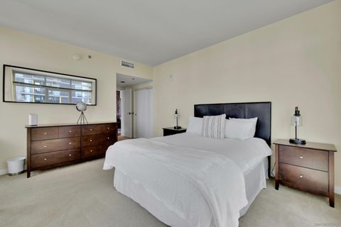 Tiny photo for 425 W Beech St #1205, San Diego, CA 92101 (MLS # 250024310)