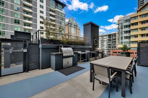 Tiny photo for 425 W Beech St #1205, San Diego, CA 92101 (MLS # 250024310)