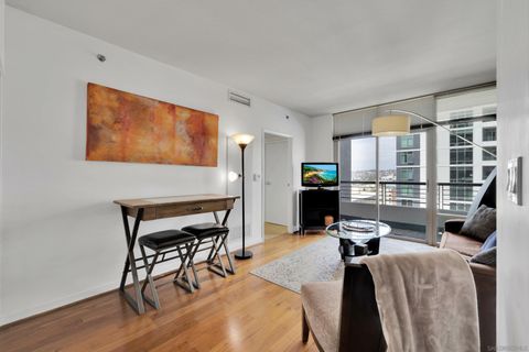 Tiny photo for 425 W Beech St #1205, San Diego, CA 92101 (MLS # 250024310)
