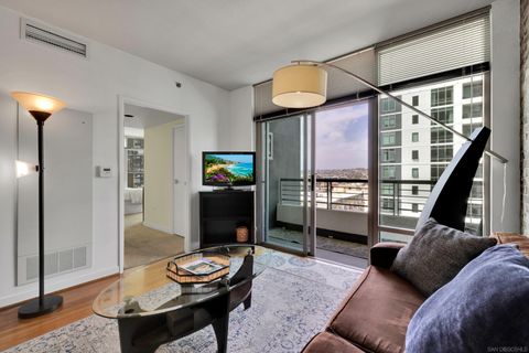 Tiny photo for 425 W Beech St #1205, San Diego, CA 92101 (MLS # 250024310)