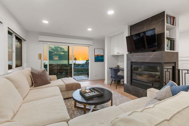 1923 San Elijo Avenue