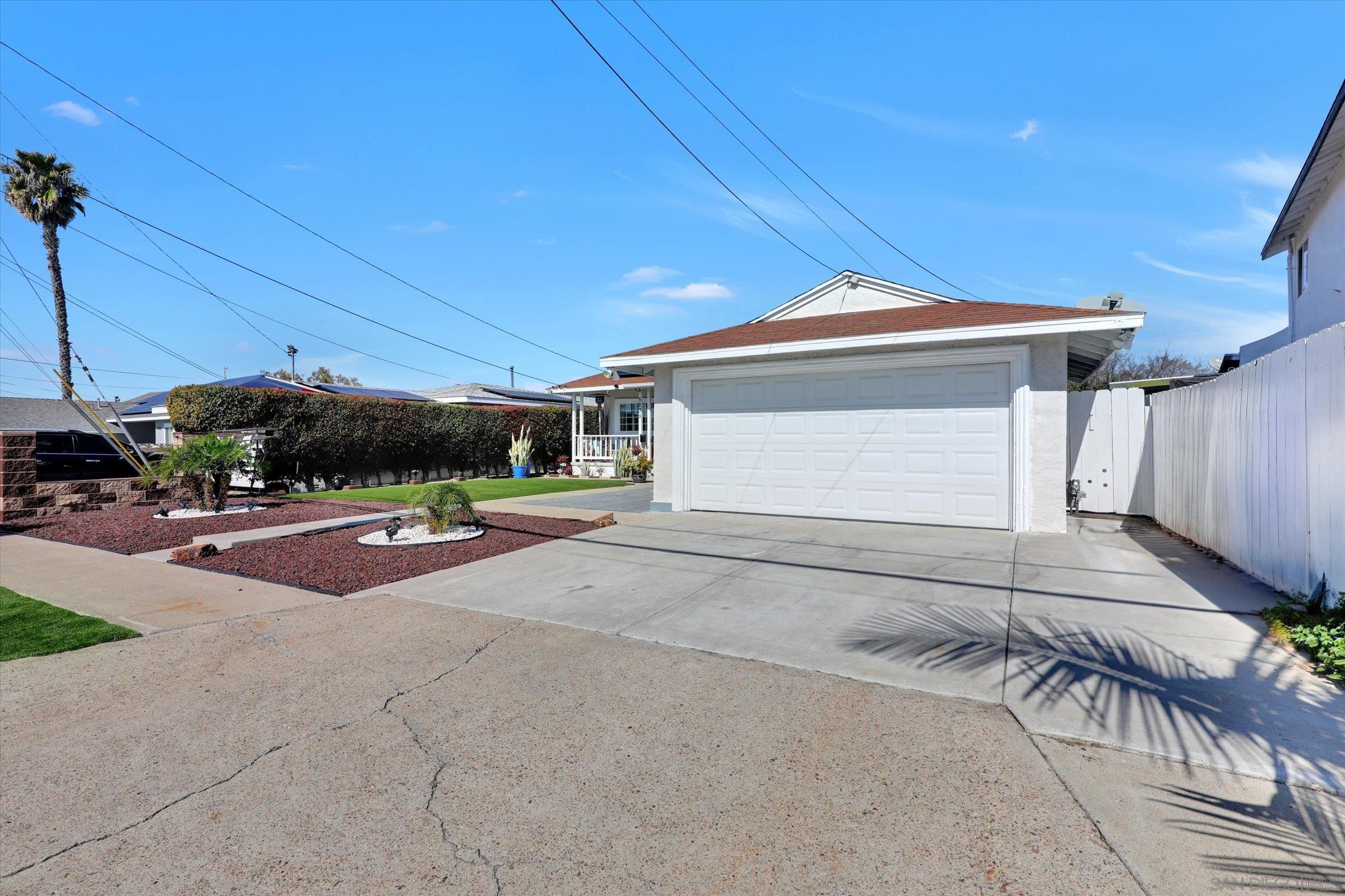 5238 Cervantes Ave