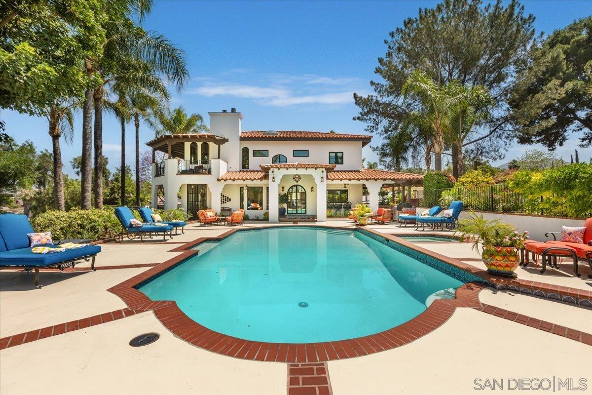 2103 Sunnyside Ave