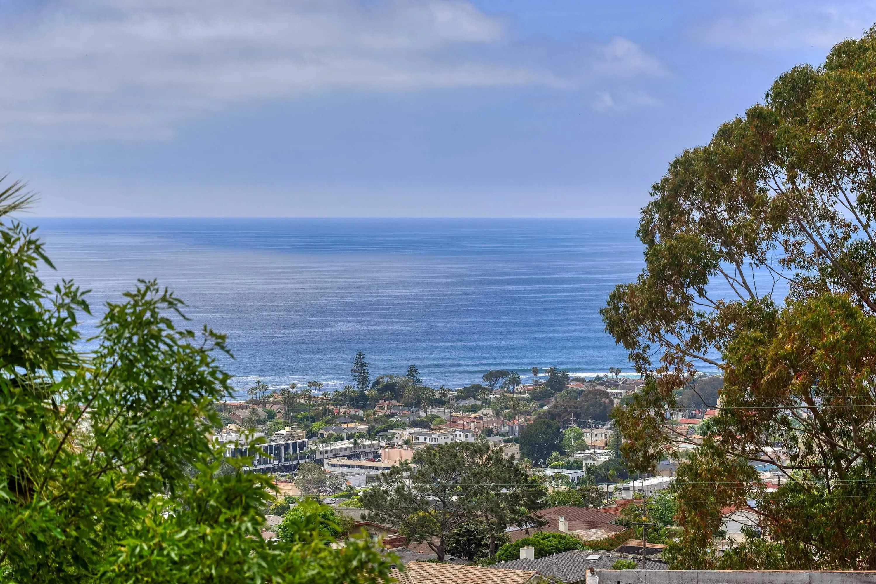 La Jolla, California 92037, United States, 3 Bedrooms Bedrooms, ,2 BathroomsBathrooms,Residential,Pending,28769