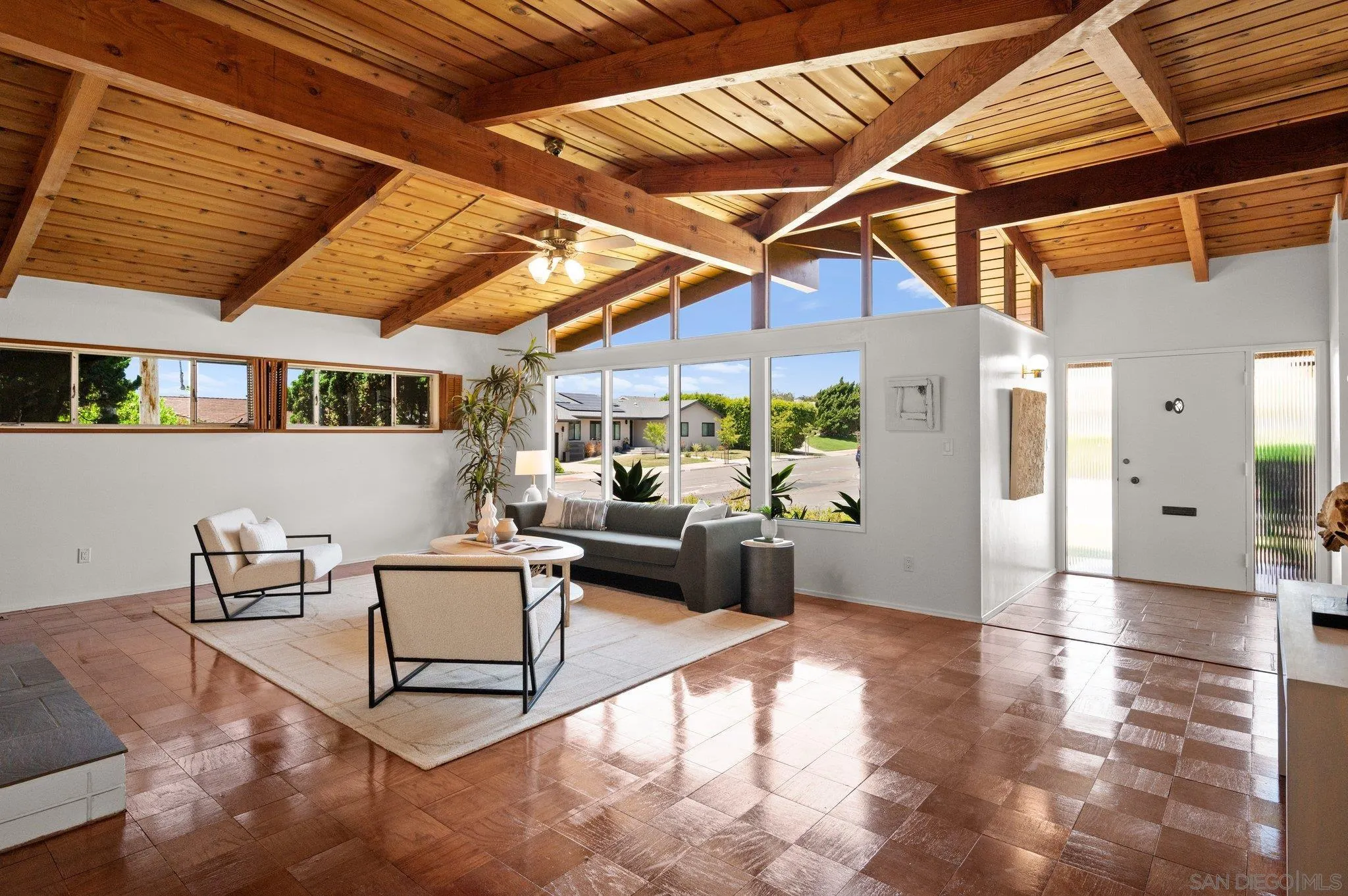 La Jolla, California 92037, United States, 3 Bedrooms Bedrooms, ,2 BathroomsBathrooms,Residential,Active,131777