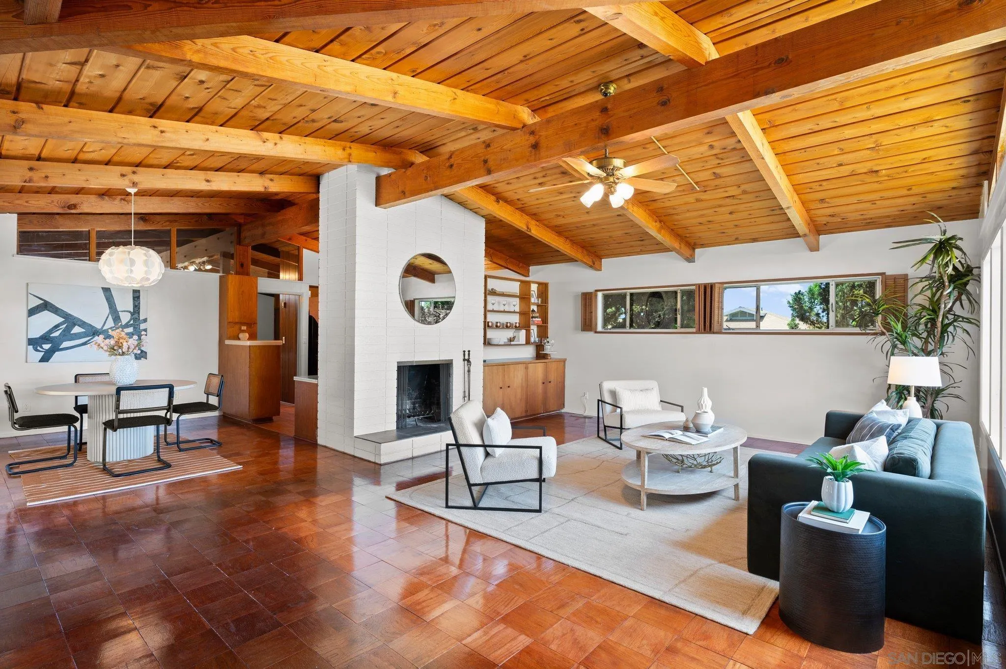 La Jolla, California 92037, United States, 3 Bedrooms Bedrooms, ,2 BathroomsBathrooms,Residential,Active,131777