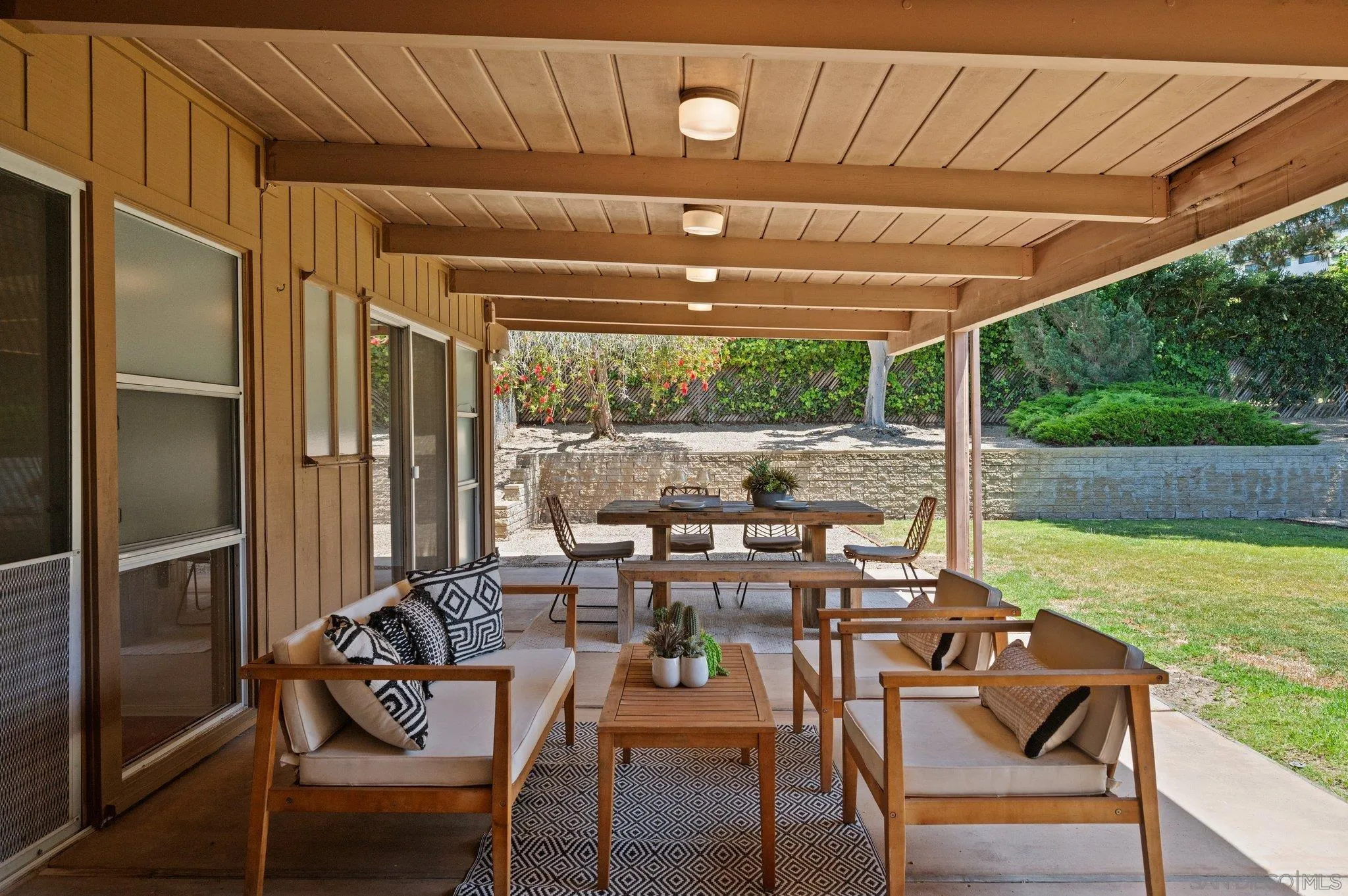 La Jolla, California 92037, United States, 3 Bedrooms Bedrooms, ,2 BathroomsBathrooms,Residential,Active,131777