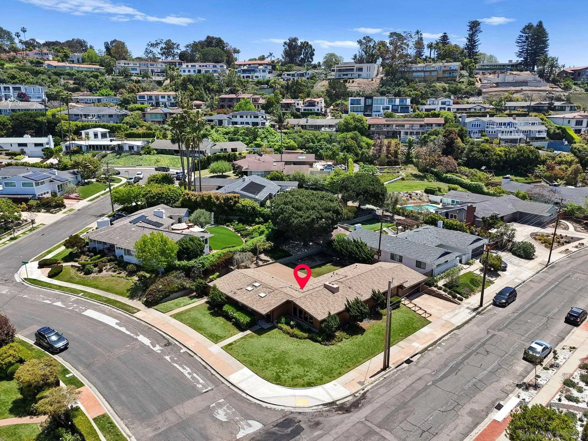 La Jolla, California 92037, United States, 3 Bedrooms Bedrooms, ,2 BathroomsBathrooms,Residential,Active,131777