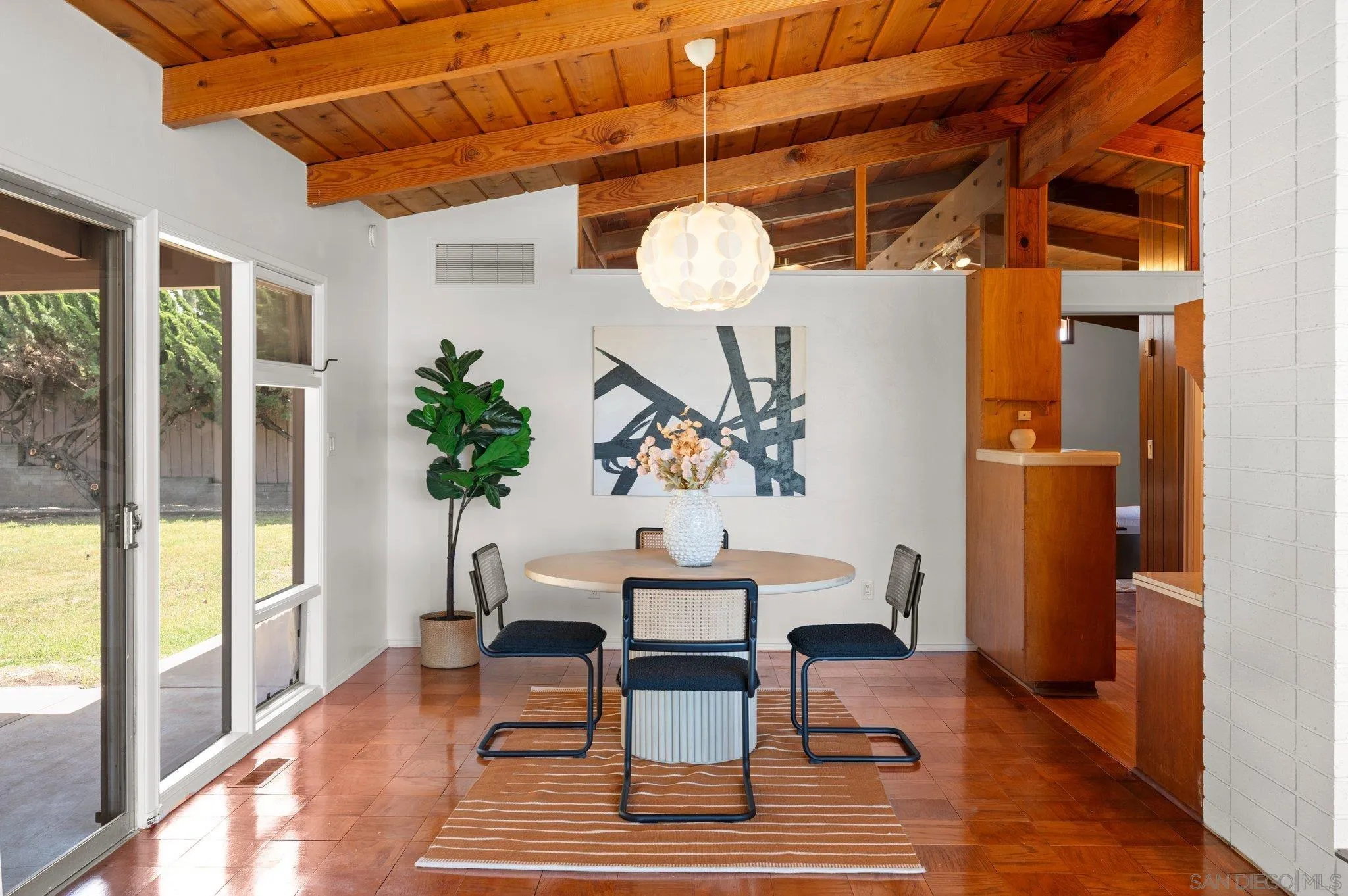 La Jolla, California 92037, United States, 3 Bedrooms Bedrooms, ,2 BathroomsBathrooms,Residential,Active,131777