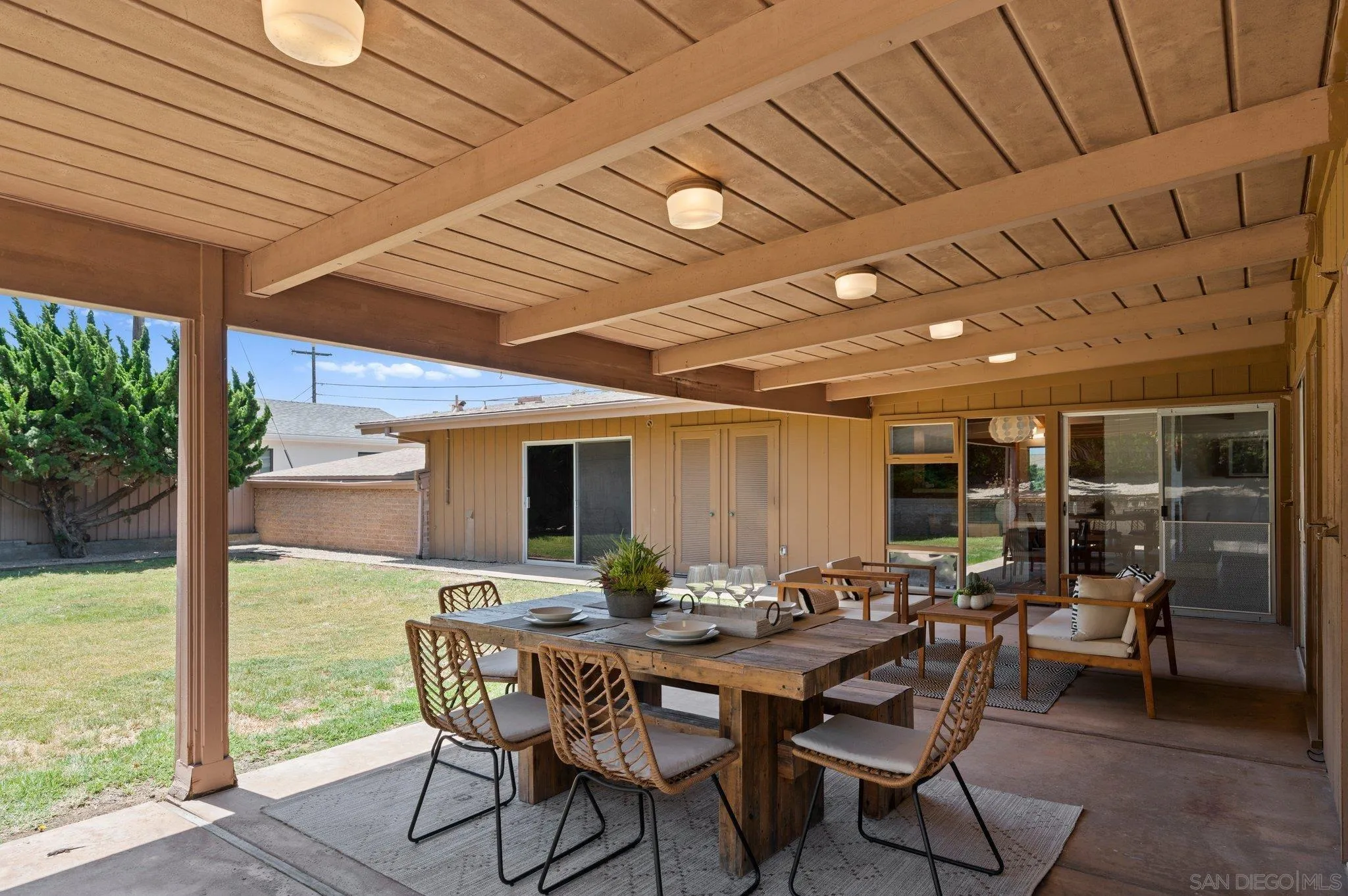 La Jolla, California 92037, United States, 3 Bedrooms Bedrooms, ,2 BathroomsBathrooms,Residential,Active,131777