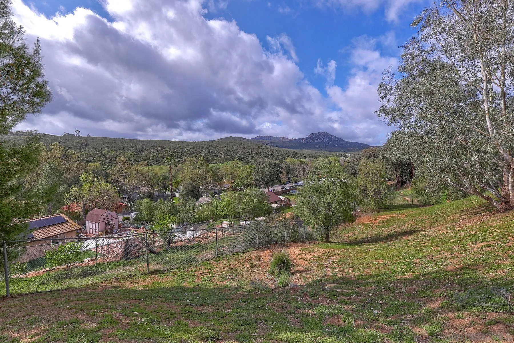 Ramona, California 92065, United States, 3 Bedrooms Bedrooms, ,2 BathroomsBathrooms,Residential,Active,98925