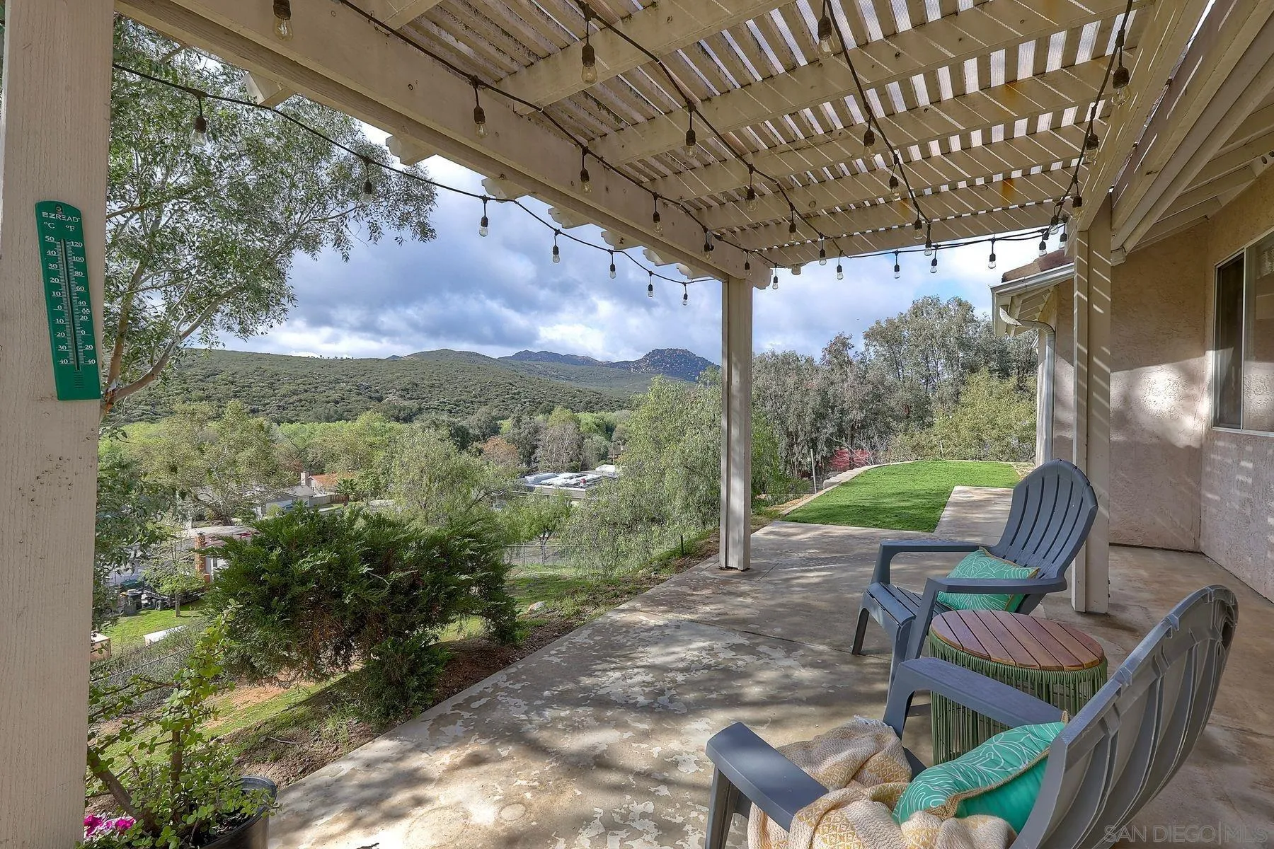 Ramona, California 92065, United States, 3 Bedrooms Bedrooms, ,2 BathroomsBathrooms,Residential,Active,98925