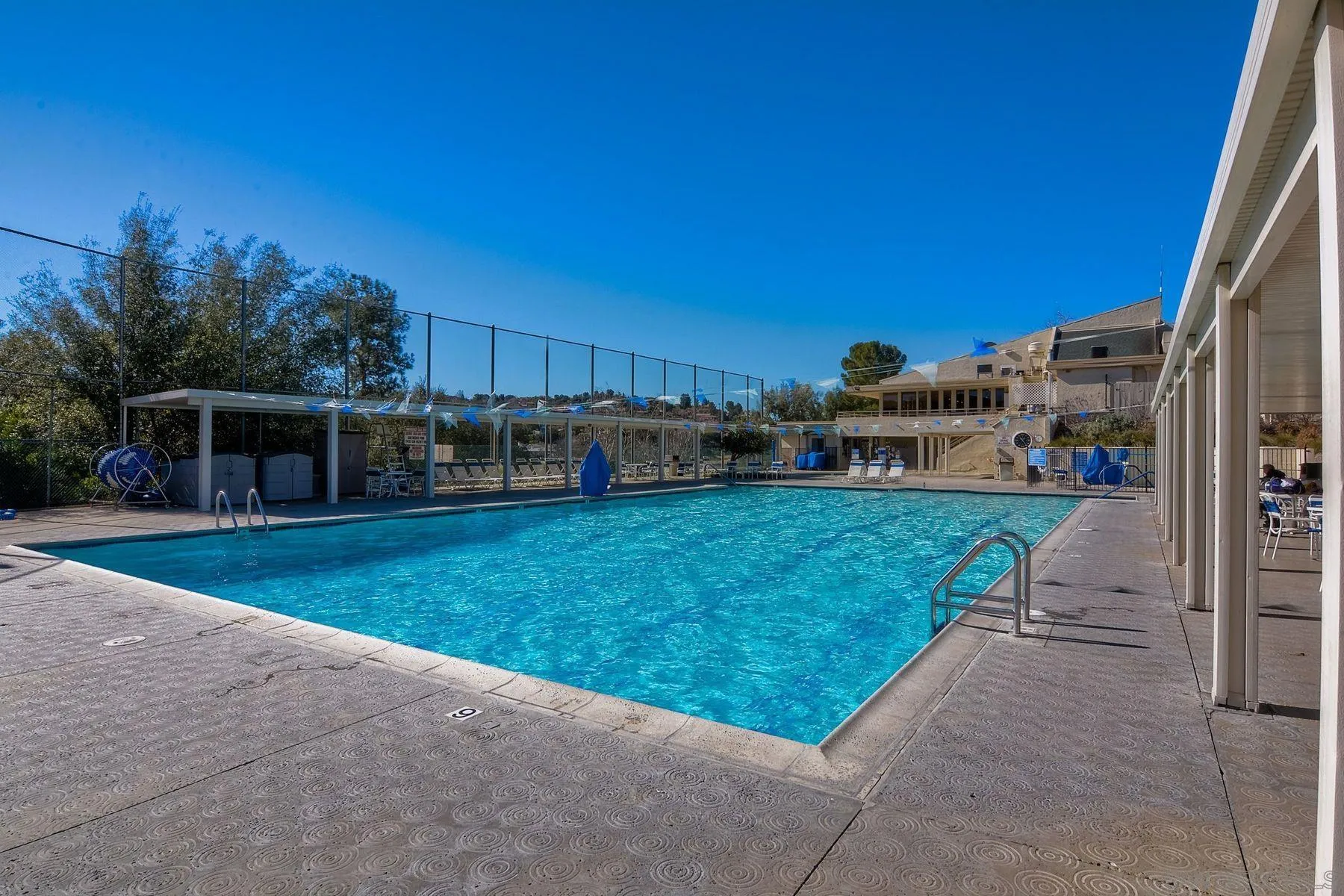 Ramona, California 92065, United States, 3 Bedrooms Bedrooms, ,2 BathroomsBathrooms,Residential,Active,98925