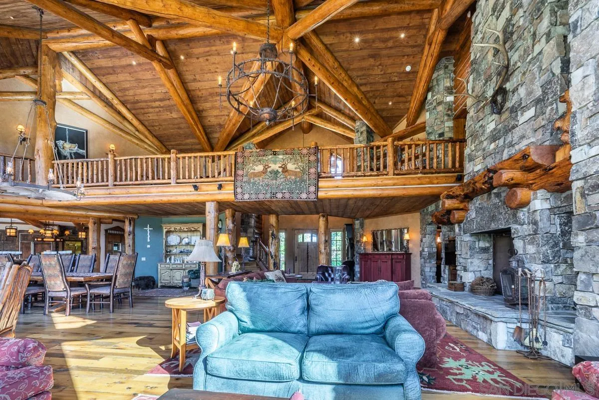 Mammoth Lakes, California 93546, United States, 6 Bedrooms Bedrooms, ,7 BathroomsBathrooms,Residential,Active,74643