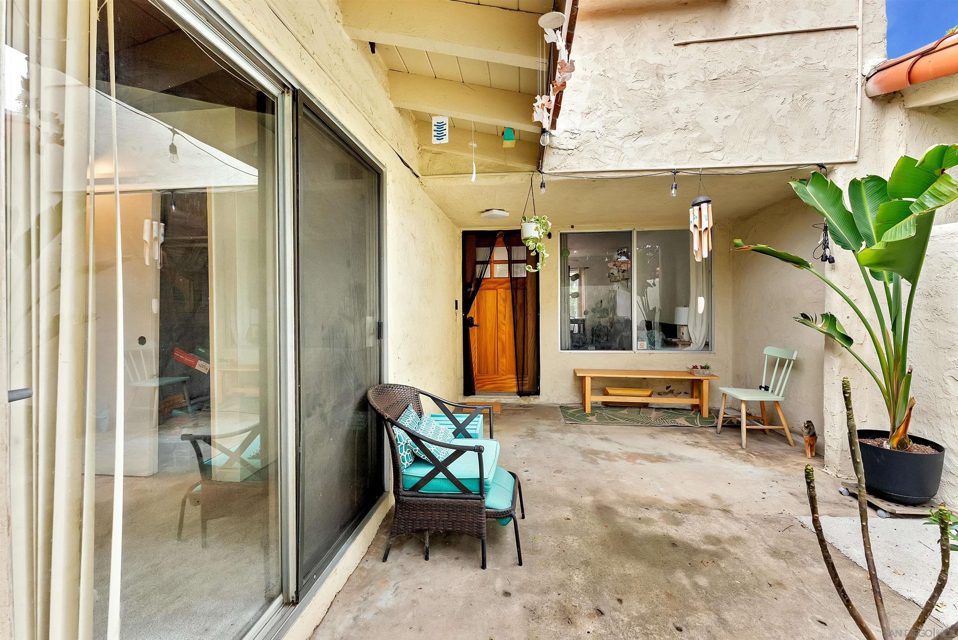 4186 Balboa Way