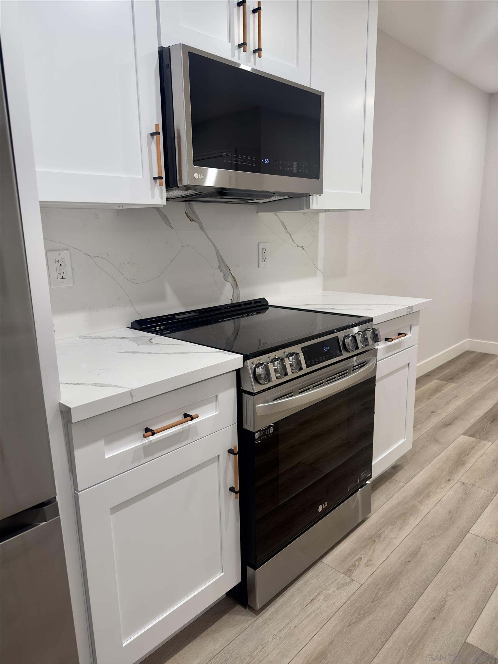 9929 Erma Rd 102