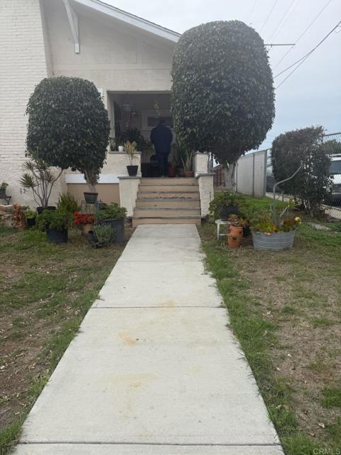 304 Milbrae Street