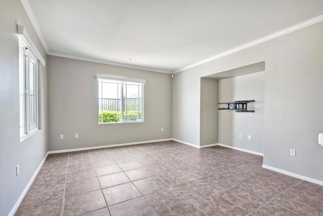 369 Borden Rd