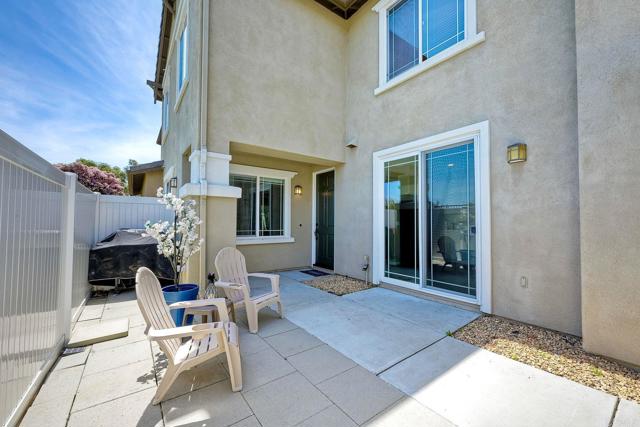 369 Borden Rd