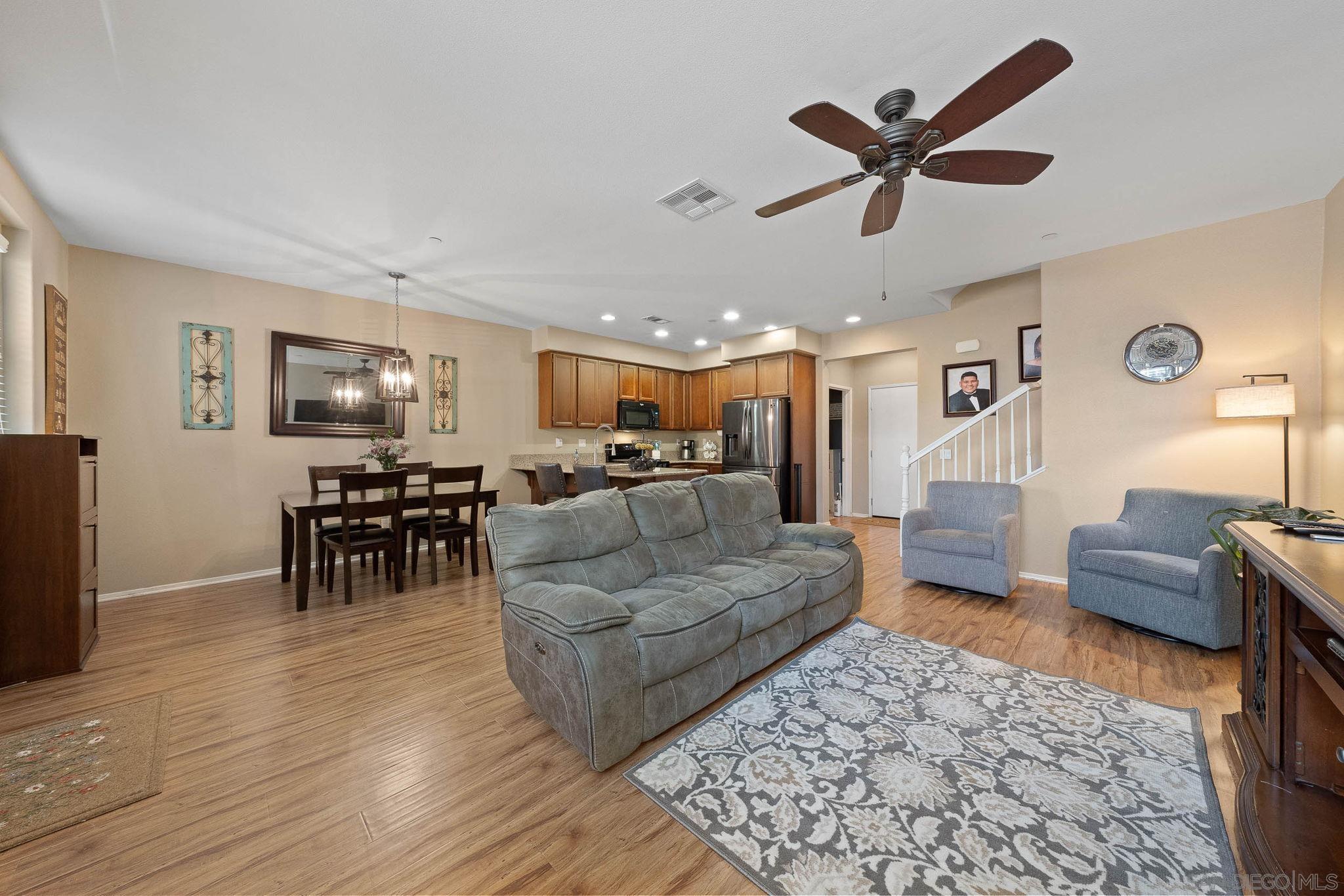 1367 Santa Diana Rd 7