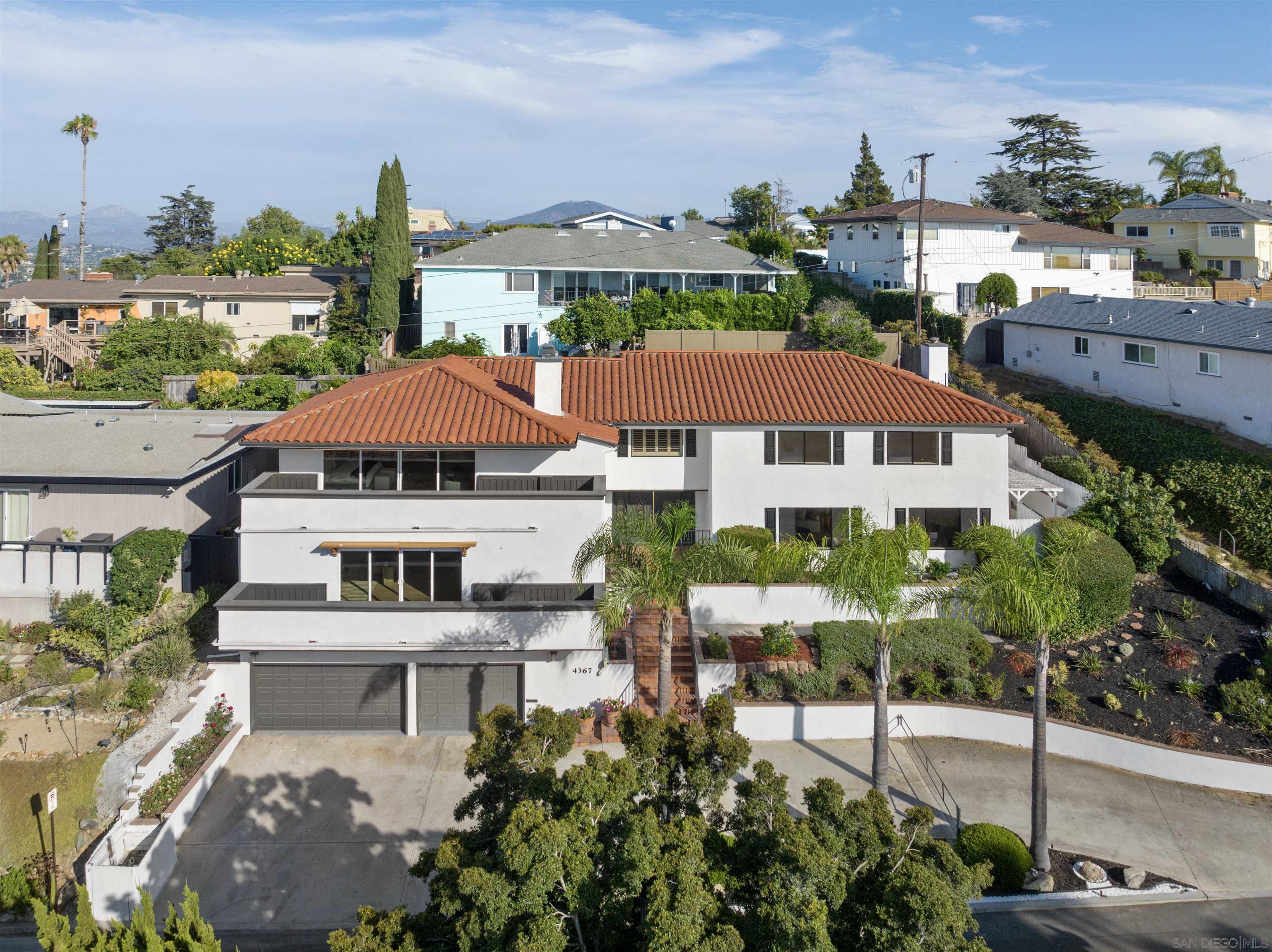 4367 Summit Drive .