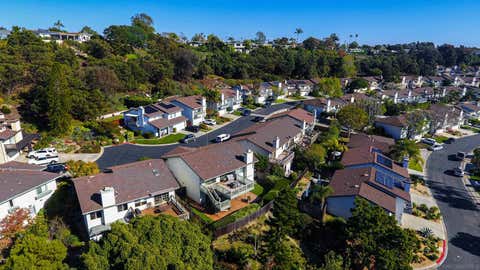 Featured picture for the property 240003876