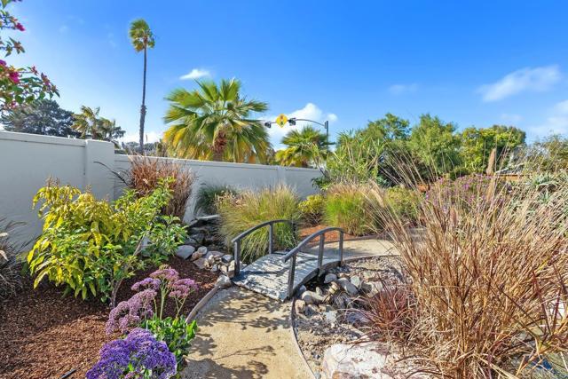 1230 Nautilus Street