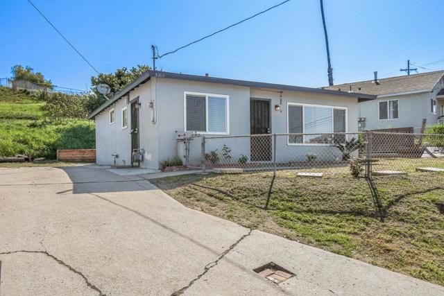 5305 Santa Margarita Street