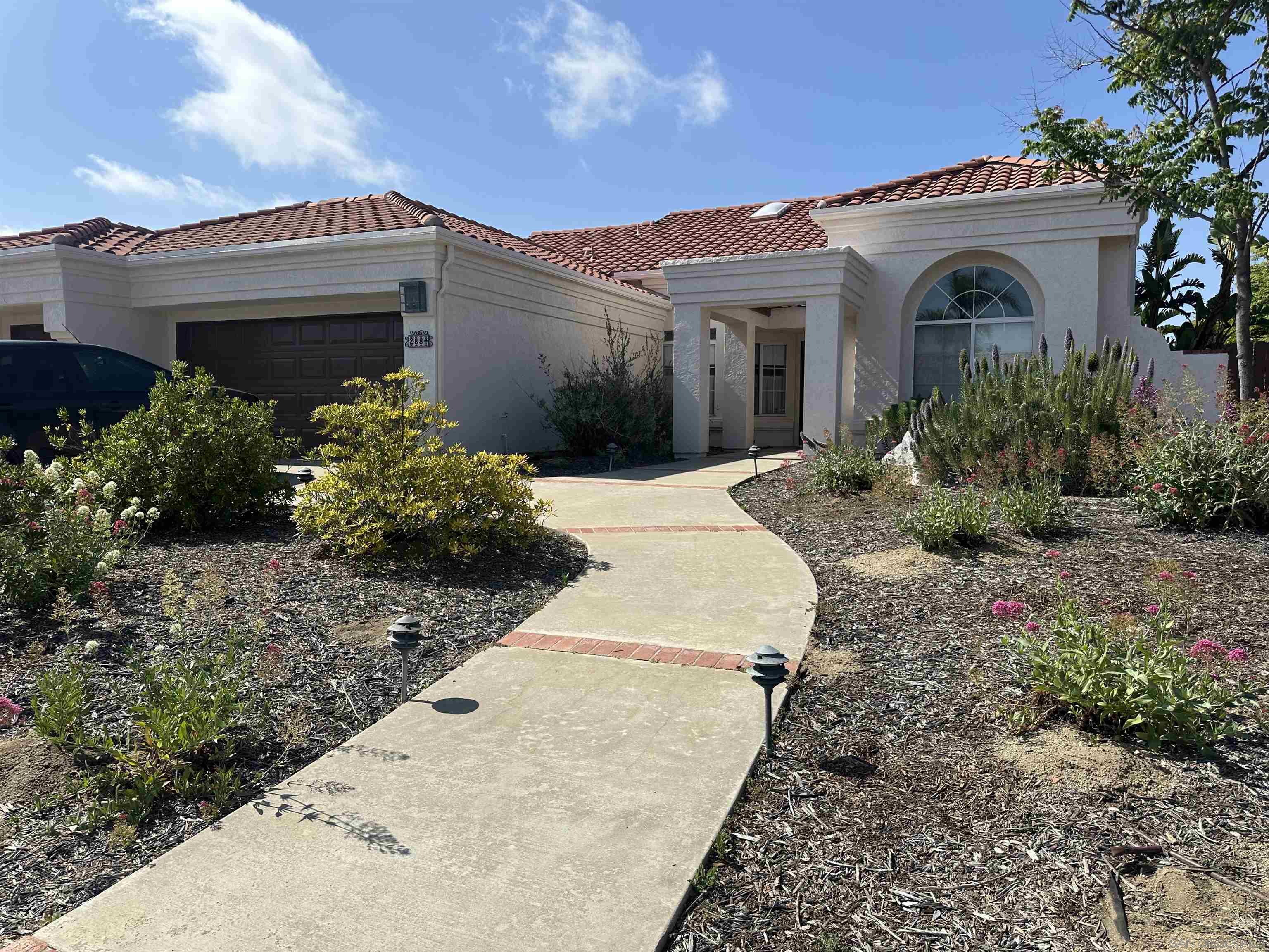 2884 Sage View Dr